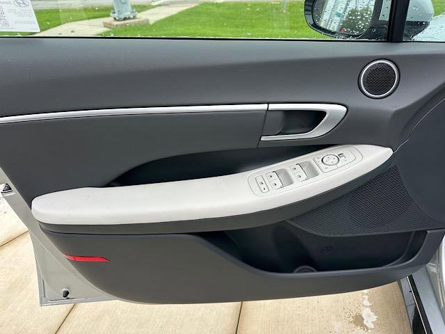 New 2025 Hyundai Sonata SEL image 8