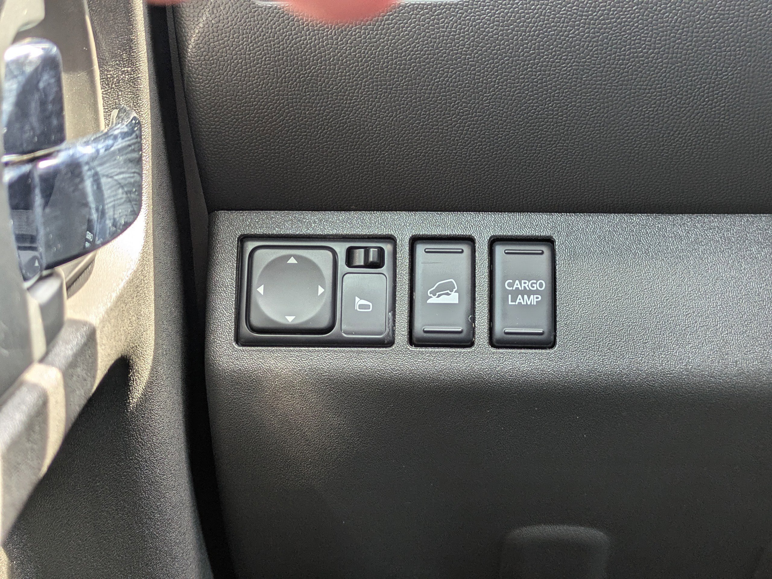 Used 2019 Nissan Frontier PRO-4X w/ Pro-4x Luxury Package image 25