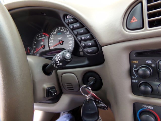 Used 2003 Chevrolet Corvette Coupe w/ Preferred Equipment Group RWD image 27