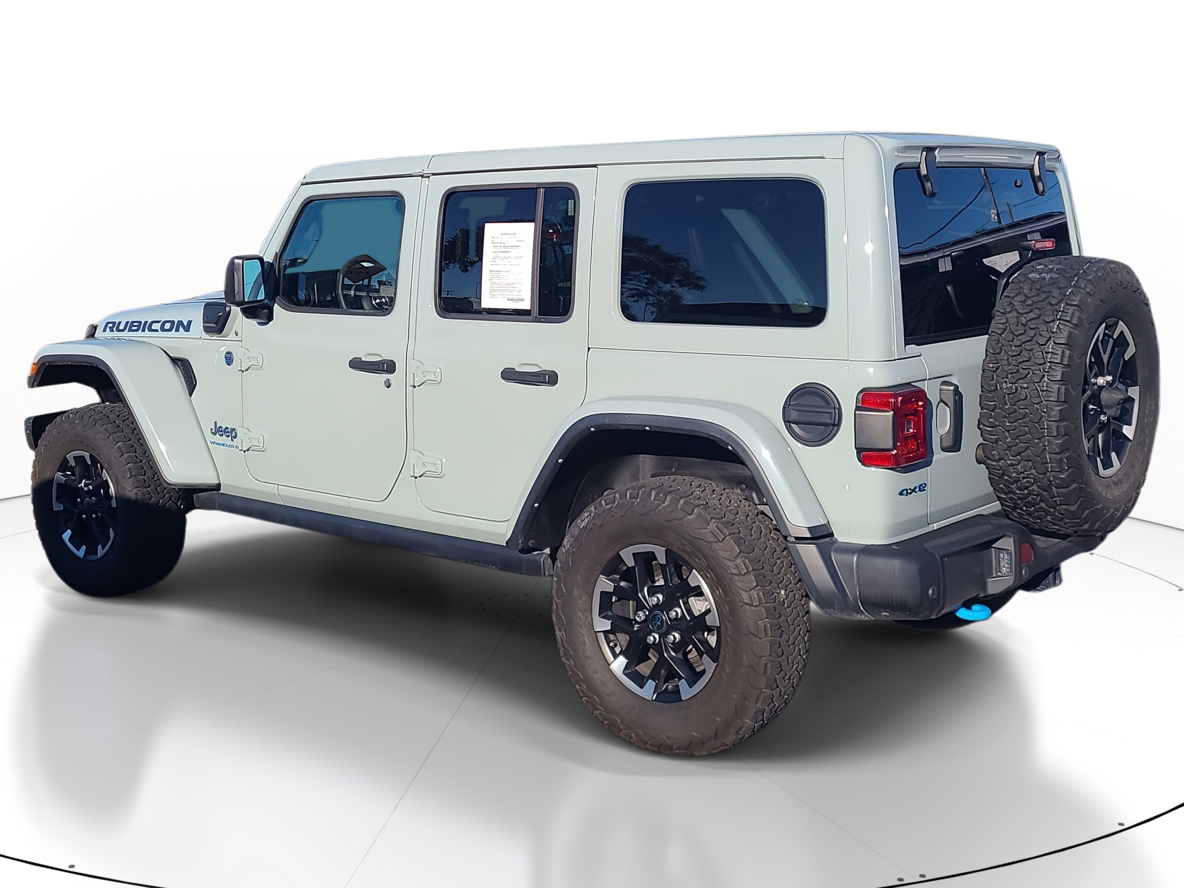 Used 2024 Jeep Wrangler Unlimited Rubicon 4xe image 4