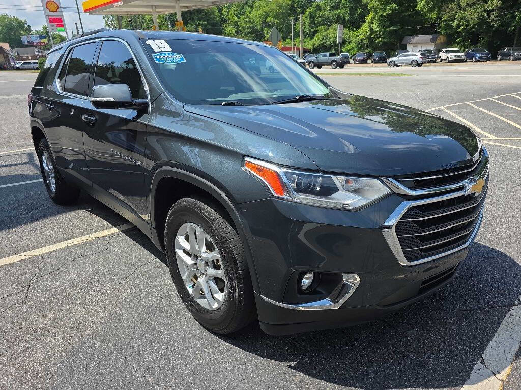 Used 2019 Chevrolet Traverse LT image 6