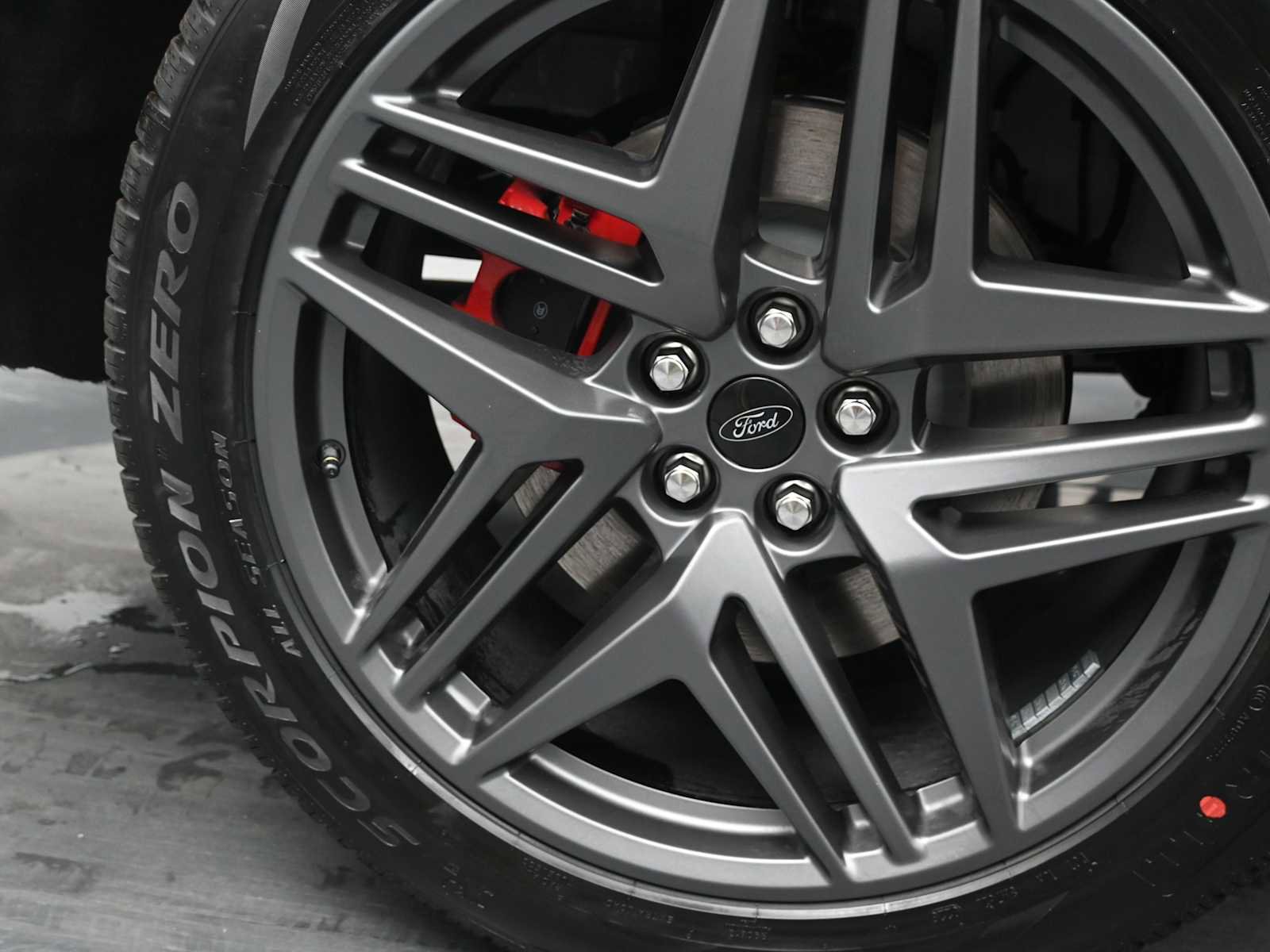 New 2026 Ford Explorer ST-Line w/ ST-Line Street Pack image 9