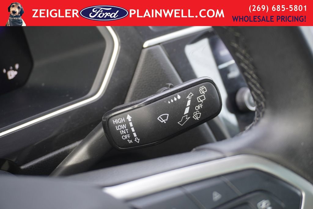 Used 2024 Volkswagen Tiguan Wolfsburg Edition image 29