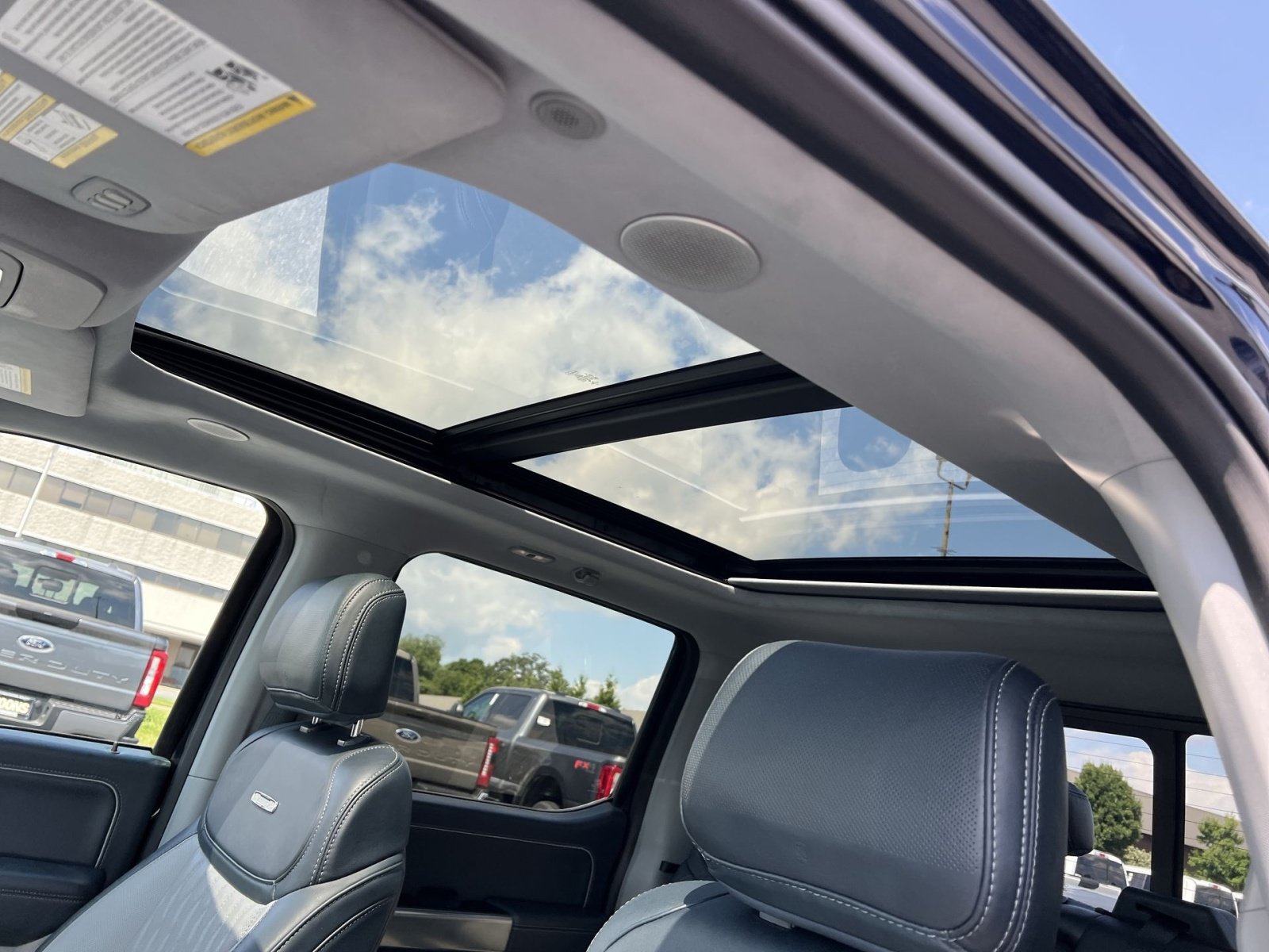 Used 2022 Ford F150 Limited AWD/4WD image 24