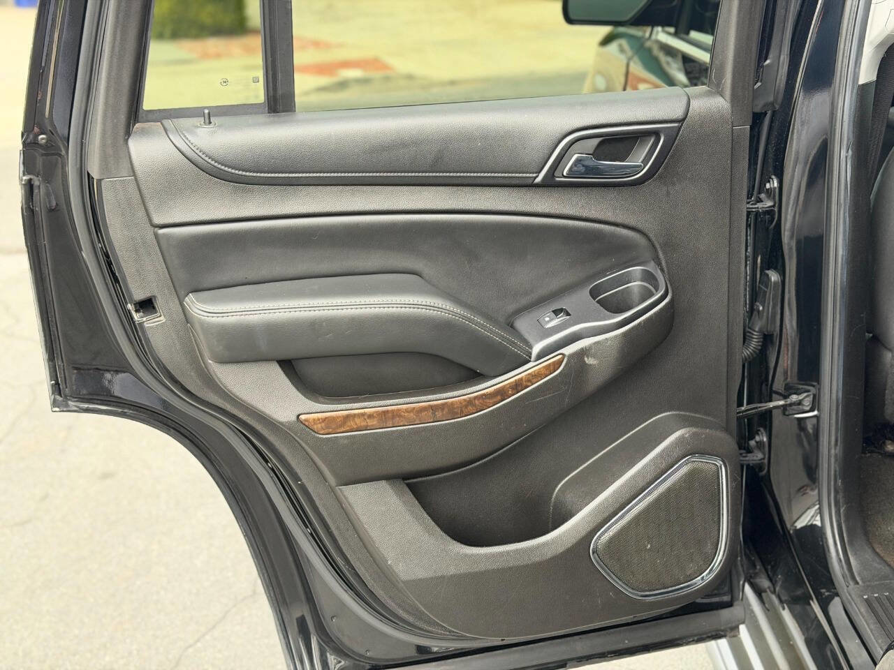 Used 2019 Chevrolet Tahoe 2WD w/ Remote Keyless Entry Package image 13