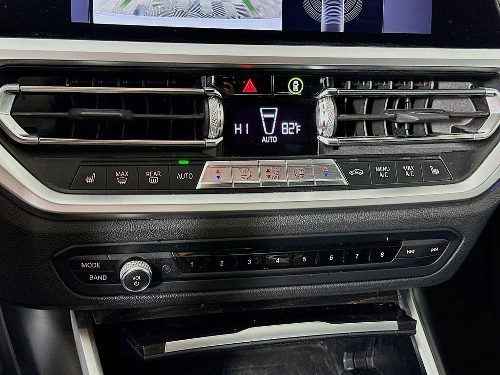 Used 2019 BMW 330i xDrive Sedan w/ Convenience Package image 21