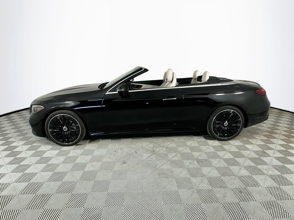 Certified 2025 Mercedes-Benz CLE 450 4MATIC Cabriolet image 4