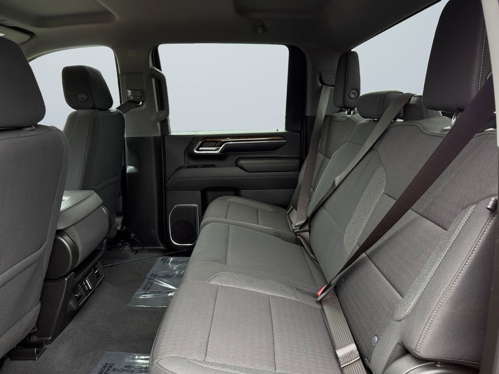 Used 2024 GMC Sierra 2500 SLE w/ SLE Value Package; image 13
