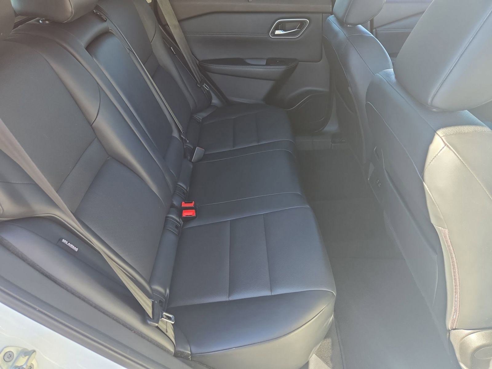 Used 2021 Nissan Rogue SV w/ Premium Package image 29