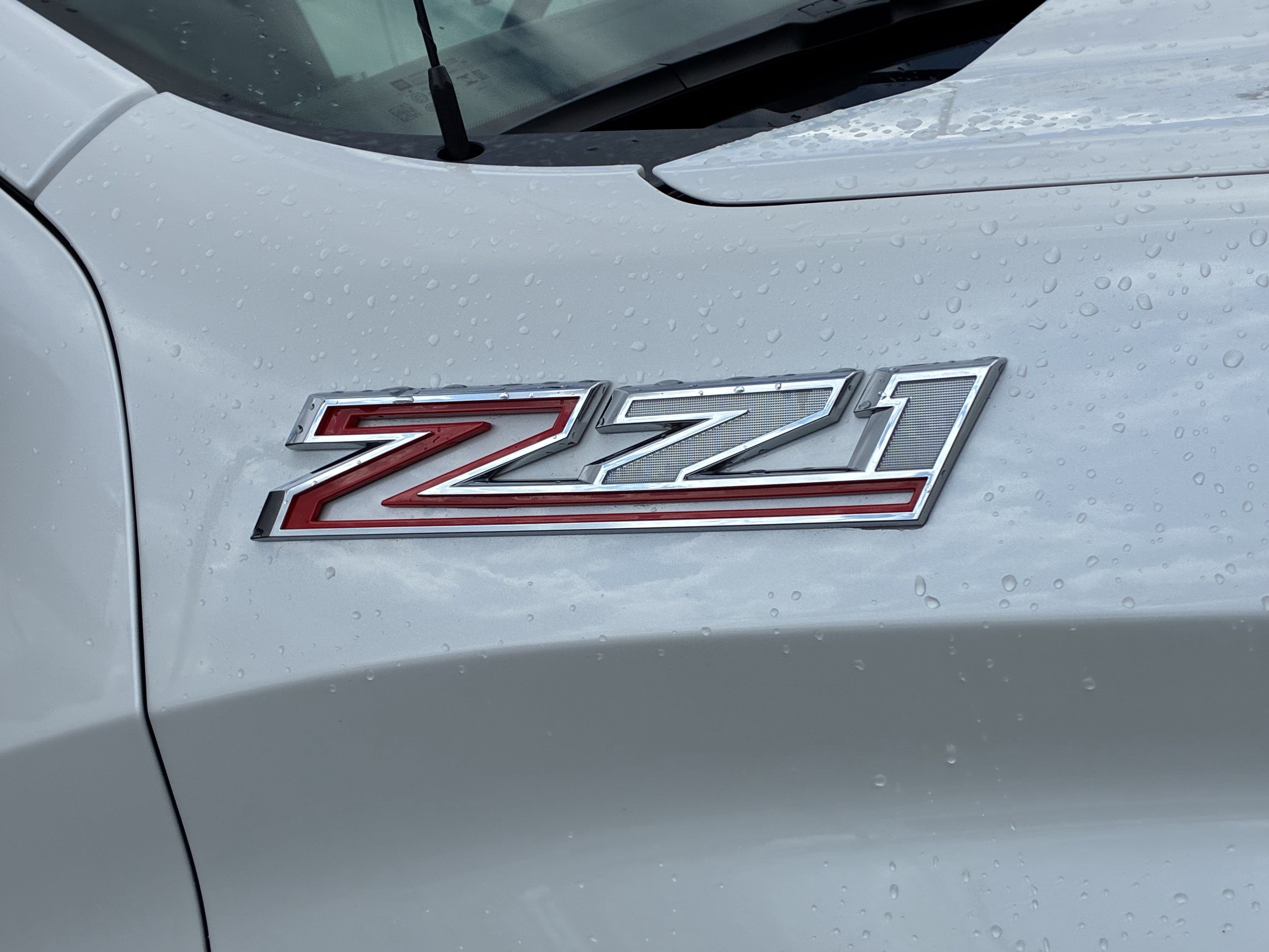Used 2025 Chevrolet Silverado 1500 LTZ AWD/4WD image 7