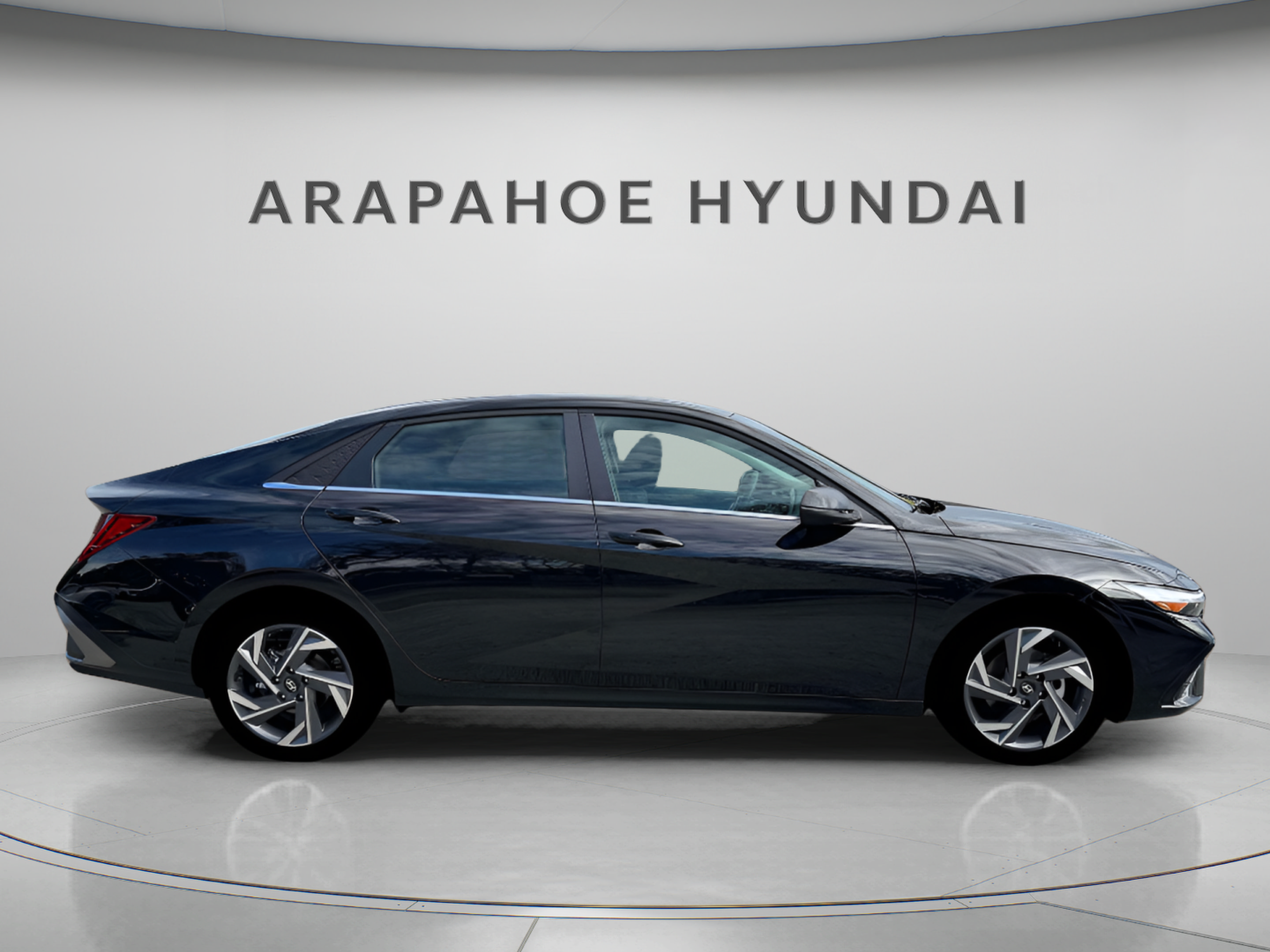New 2026 Hyundai Elantra Limited FWD image 8