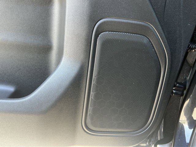 Used 2023 Chevrolet Silverado 1500 Custom image 23