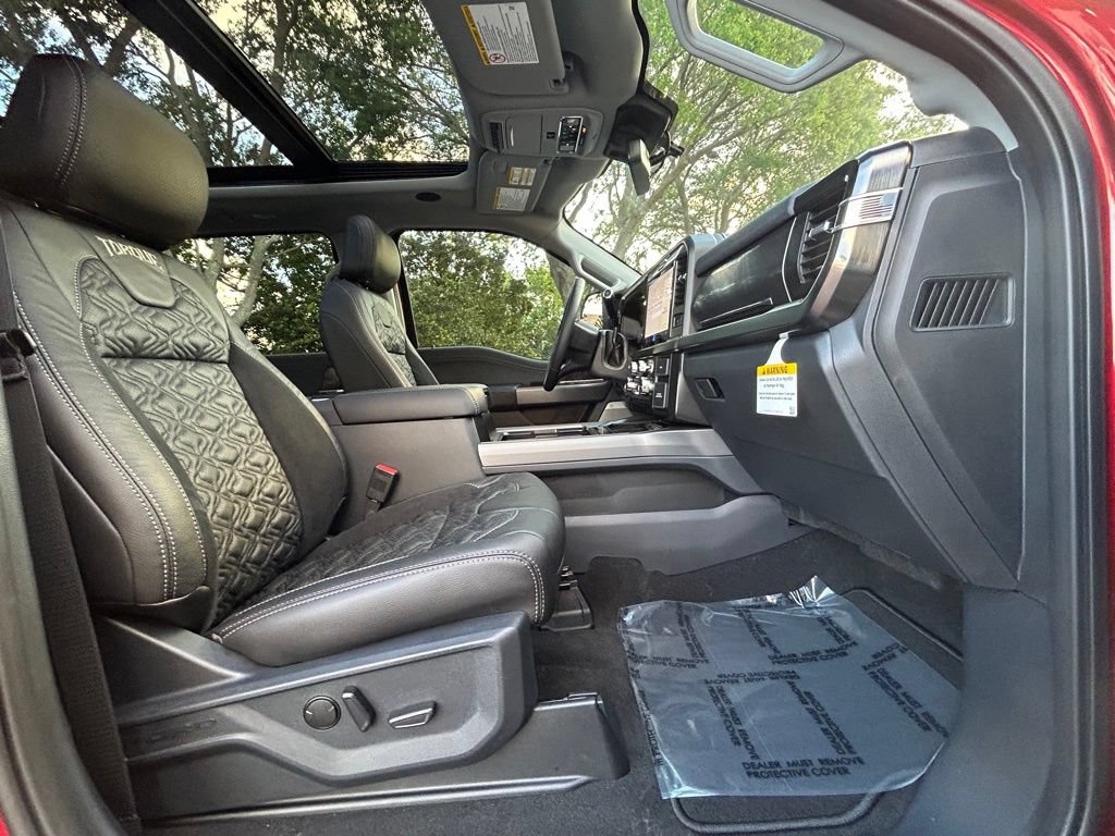 New 2026 Ford F250 Lariat w/ Black Appearance Package AWD/4WD image 29