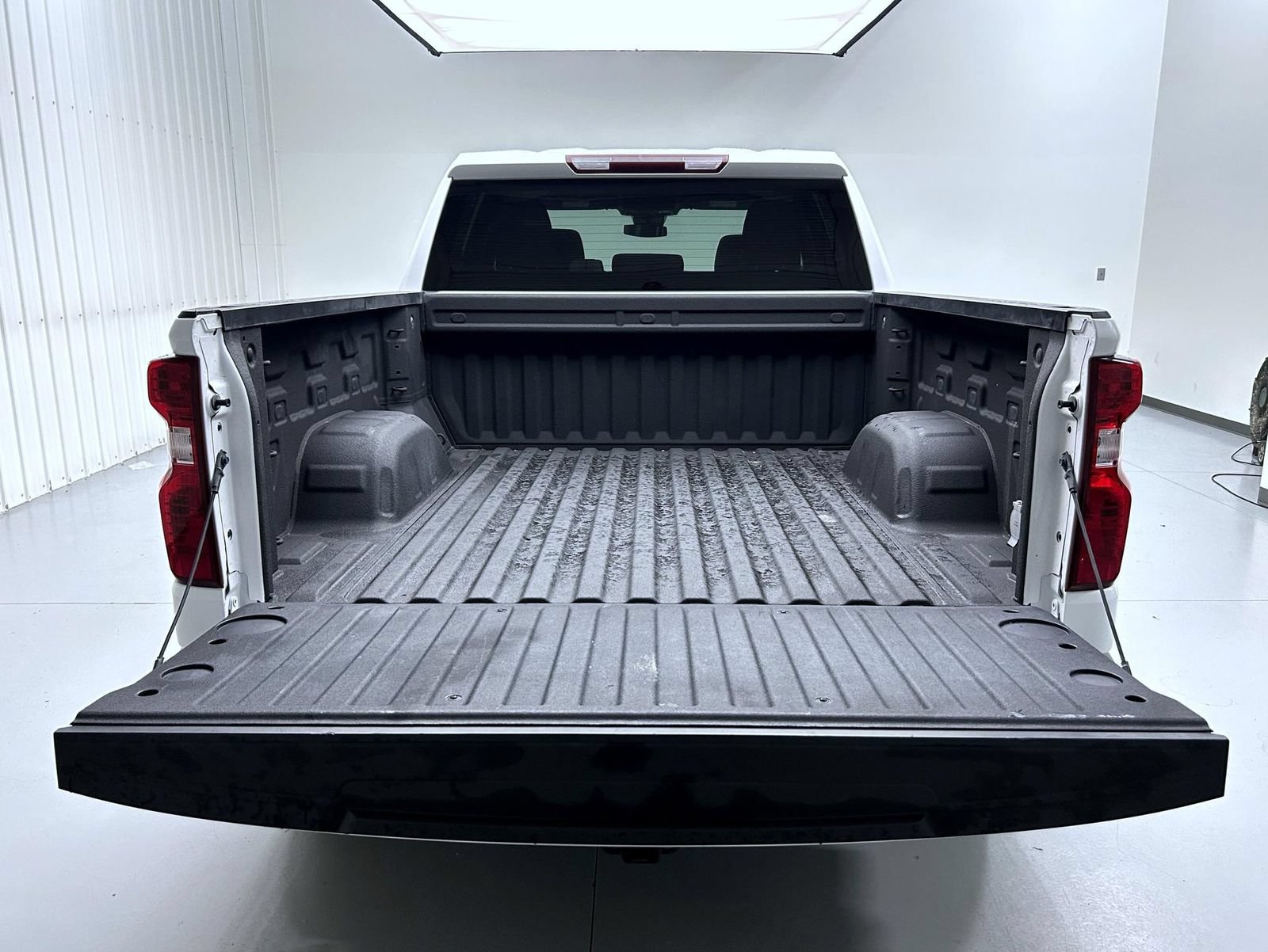 Used 2023 Chevrolet Silverado 1500 W/T w/ WT Value Package AWD/4WD image 21