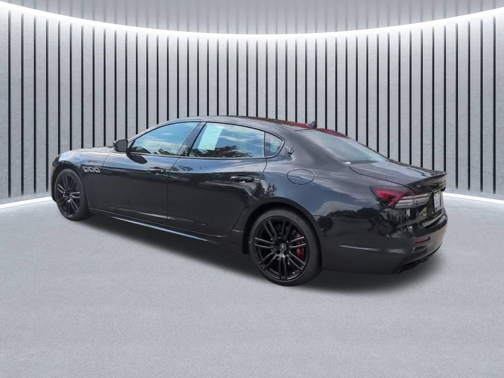 Used 2023 Maserati Quattroporte Modena Q4 AWD/4WD image 15