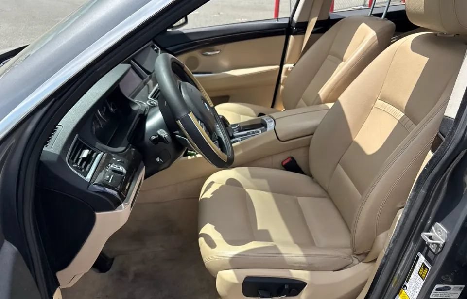 Used 2016 BMW 535i Gran Turismo RWD image 4