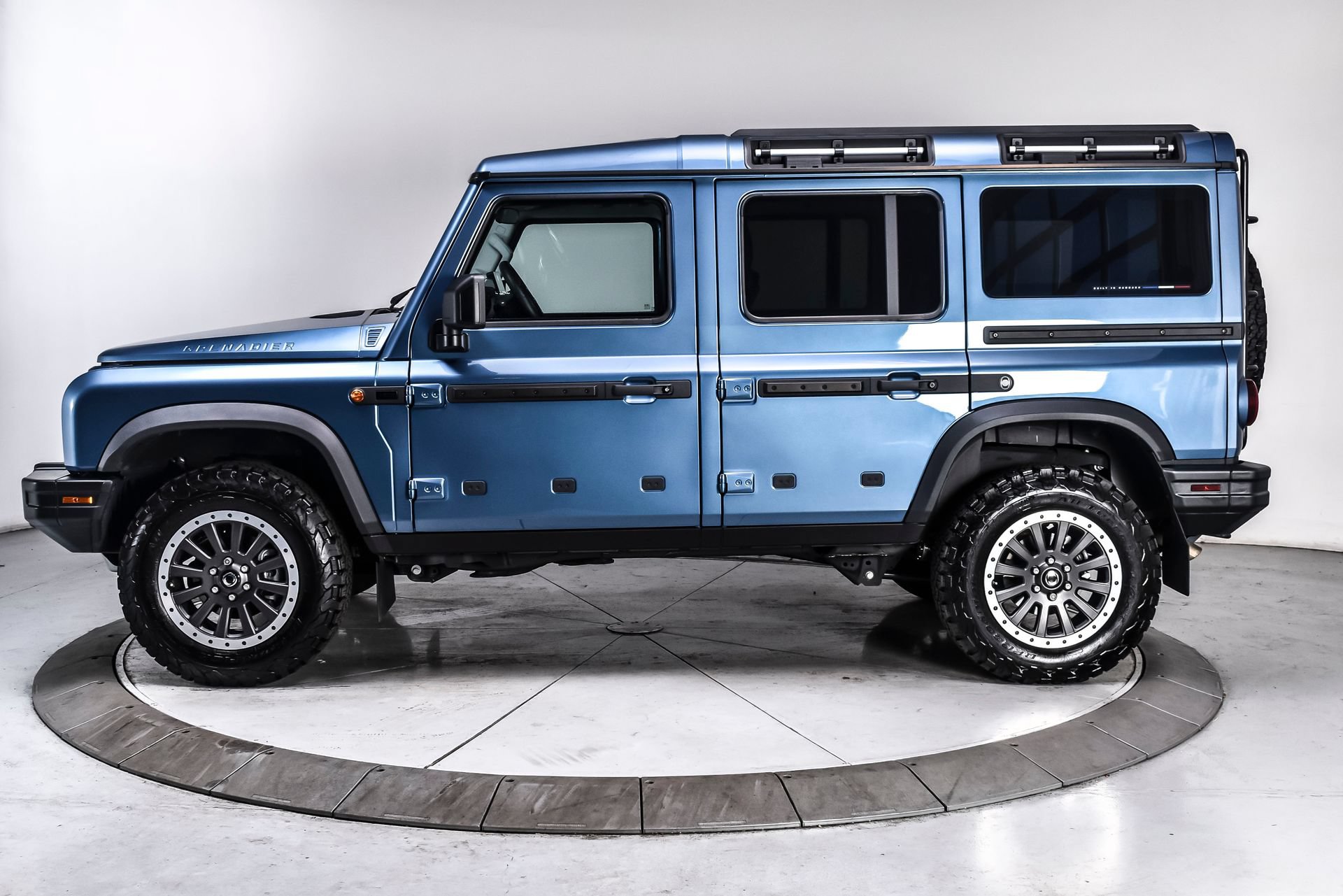 Used 2025 INEOS Grenadier AWD/4WD image 3