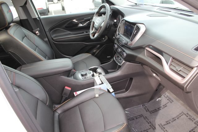 Used 2024 GMC Terrain AT4 w/ Infotainment Package II AWD/4WD image 36