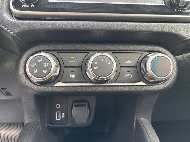 Used 2024 Nissan Versa S w/ Trunk Package image 18