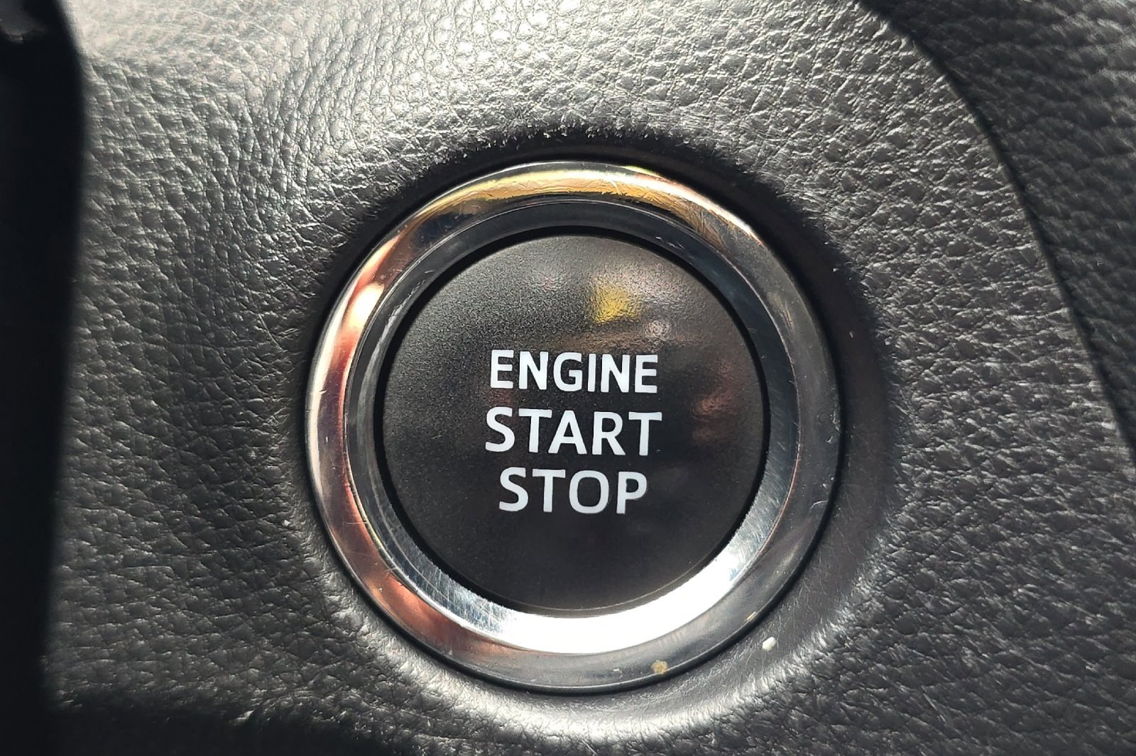 Used 2019 Toyota RAV4 Limited image 22