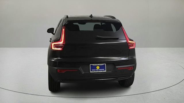 New 2026 Volvo XC40 B5 Ultra w/ Climate Package AWD/4WD image 5