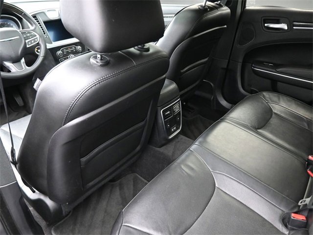 Used 2018 Chrysler 300 Limited w/ Safetytec Plus Group image 12
