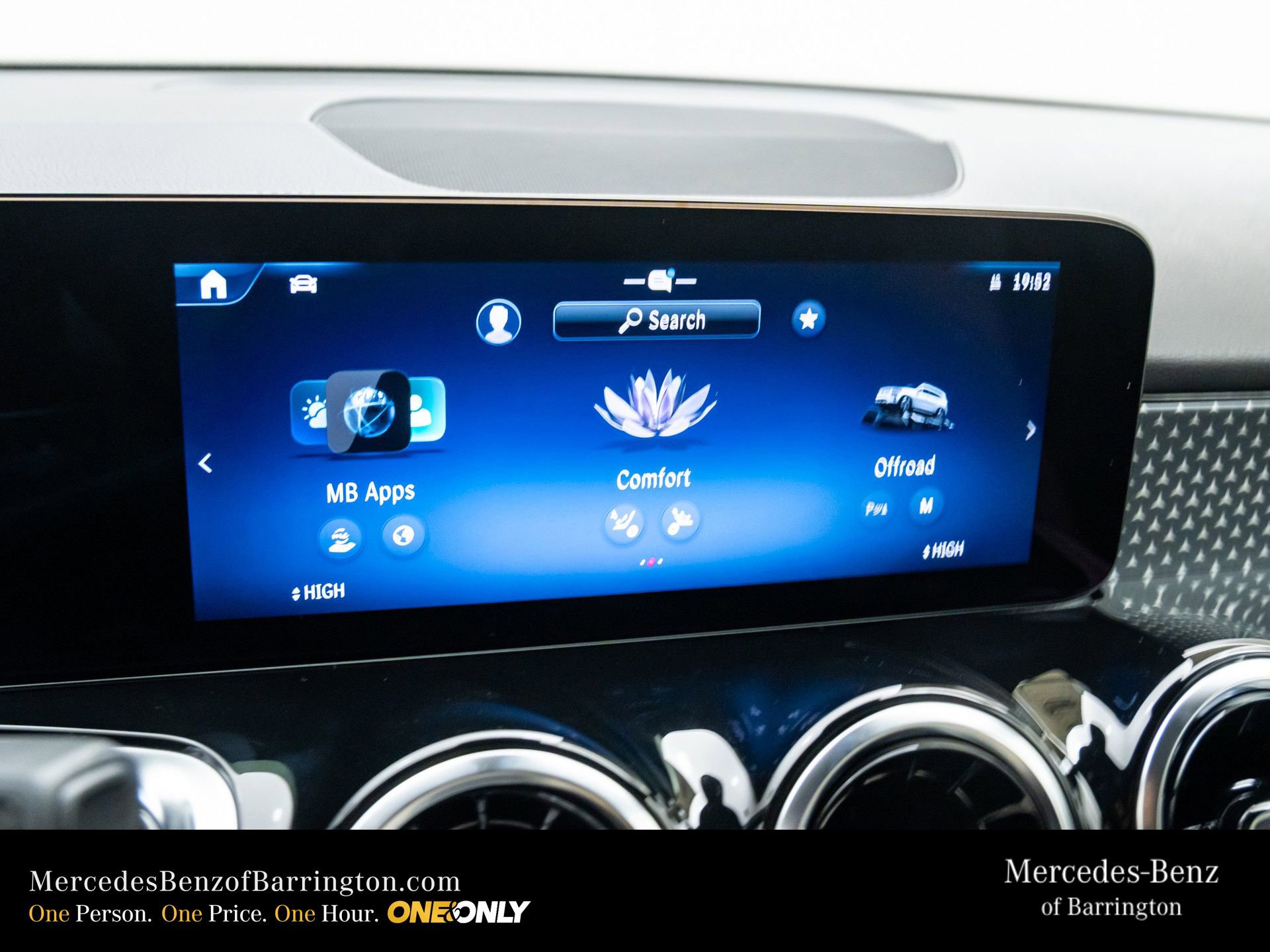 New 2026 Mercedes-Benz GLB 250 4MATIC image 31