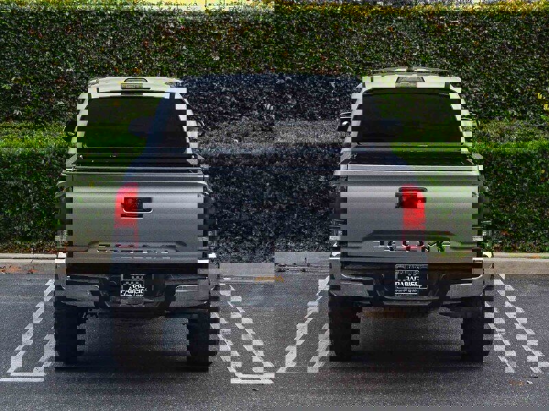 Used 2018 Toyota Tacoma SR5 image 5