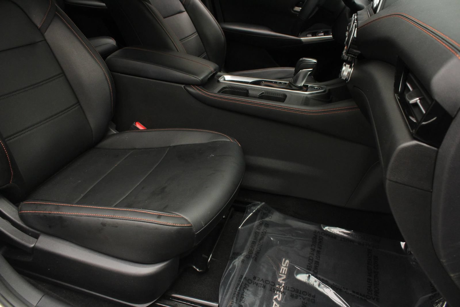 Used 2023 Nissan Sentra SR w/ SR Premium Package FWD image 29