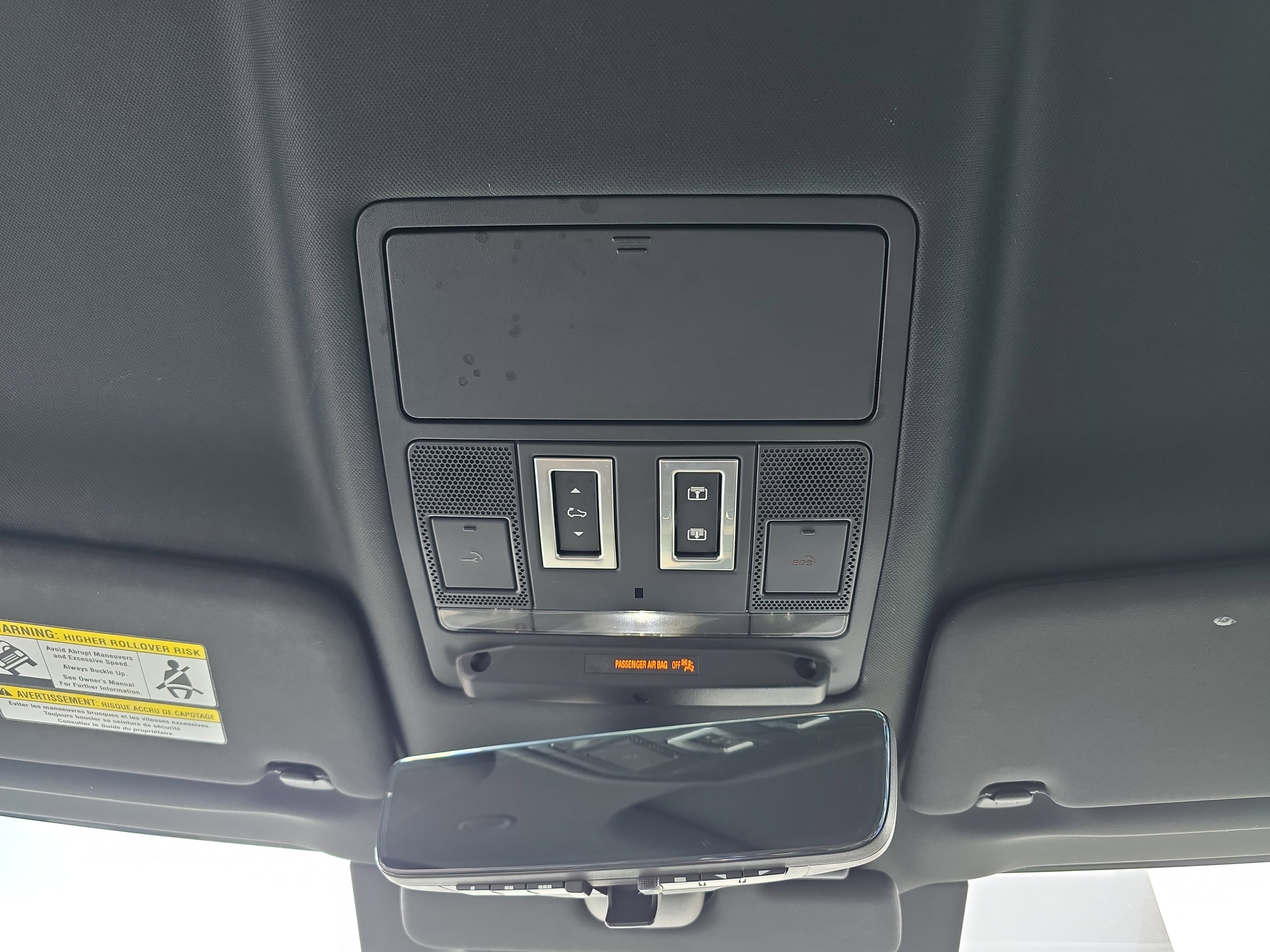 Used 2021 Land Rover Defender 110 X-Dynamic HSE image 26