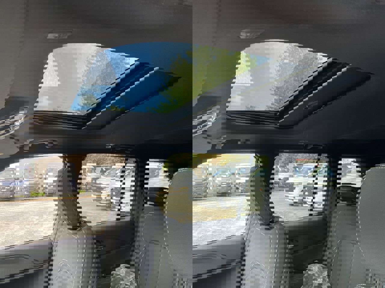 New 2025 Jeep Grand Cherokee Laredo X image 21