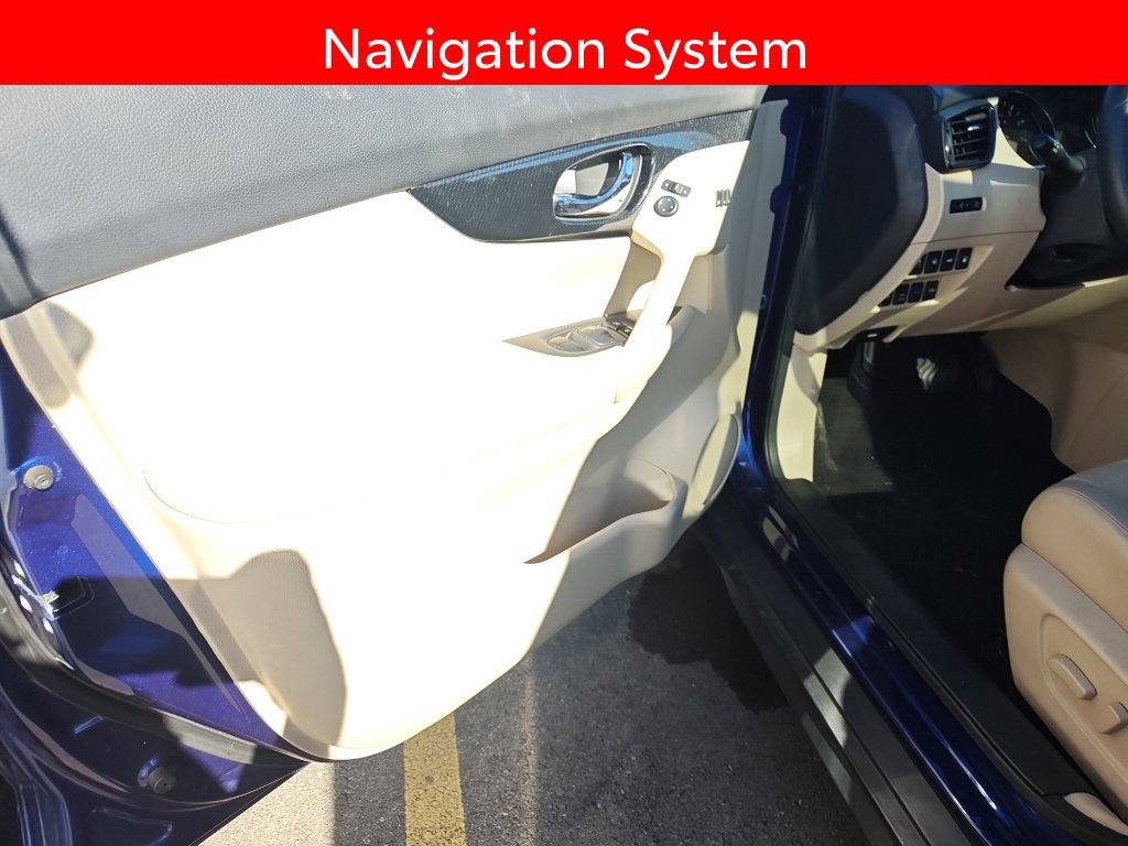 Used 2020 Nissan Rogue SL w/ Premium Package AWD/4WD image 5
