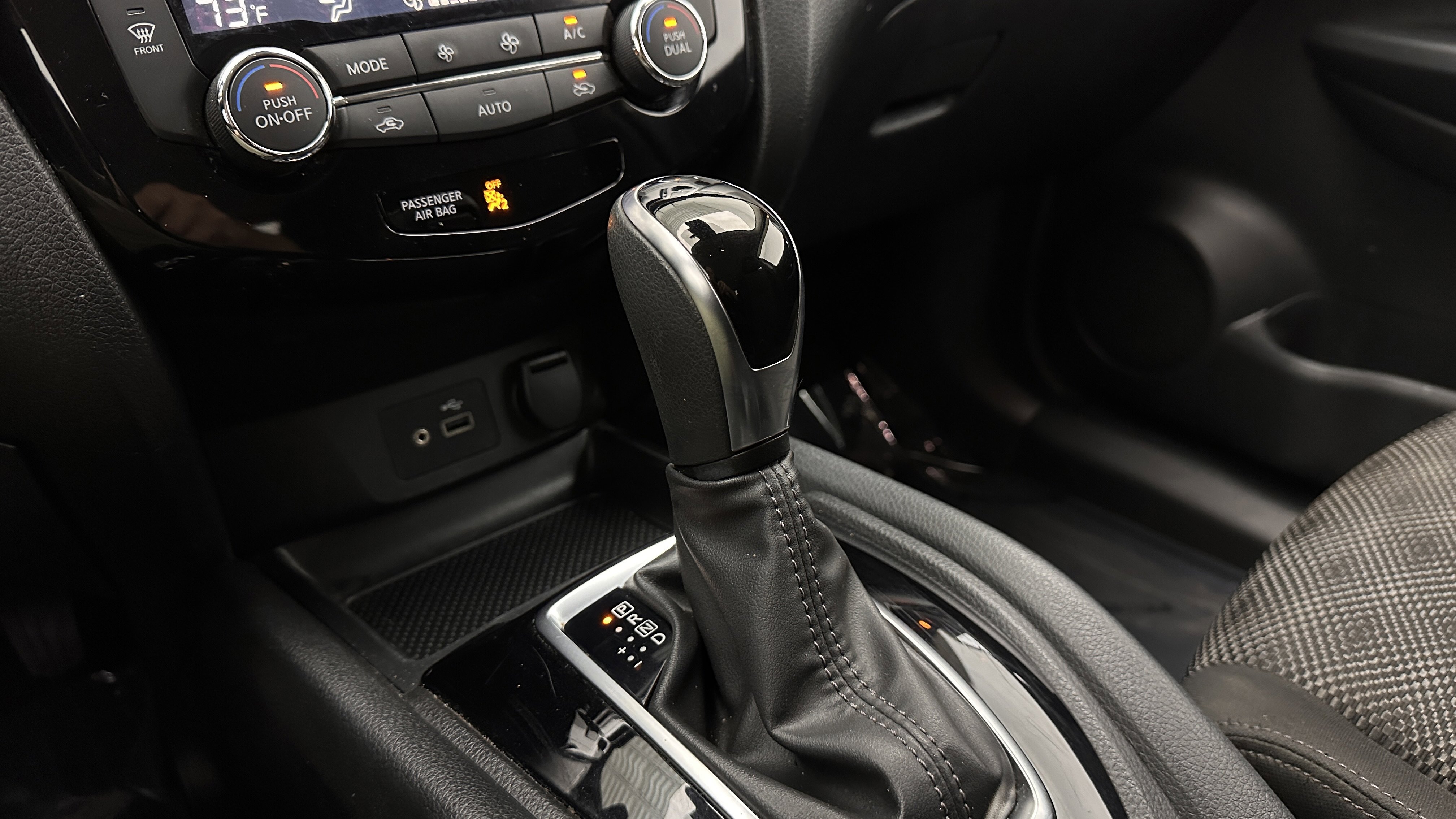 Used 2019 Nissan Rogue Sport SV FWD image 14