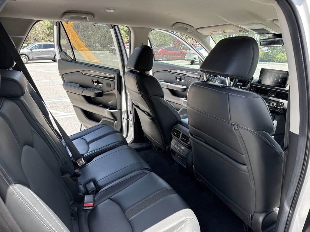 Used 2024 Honda Pilot EX-L image 33