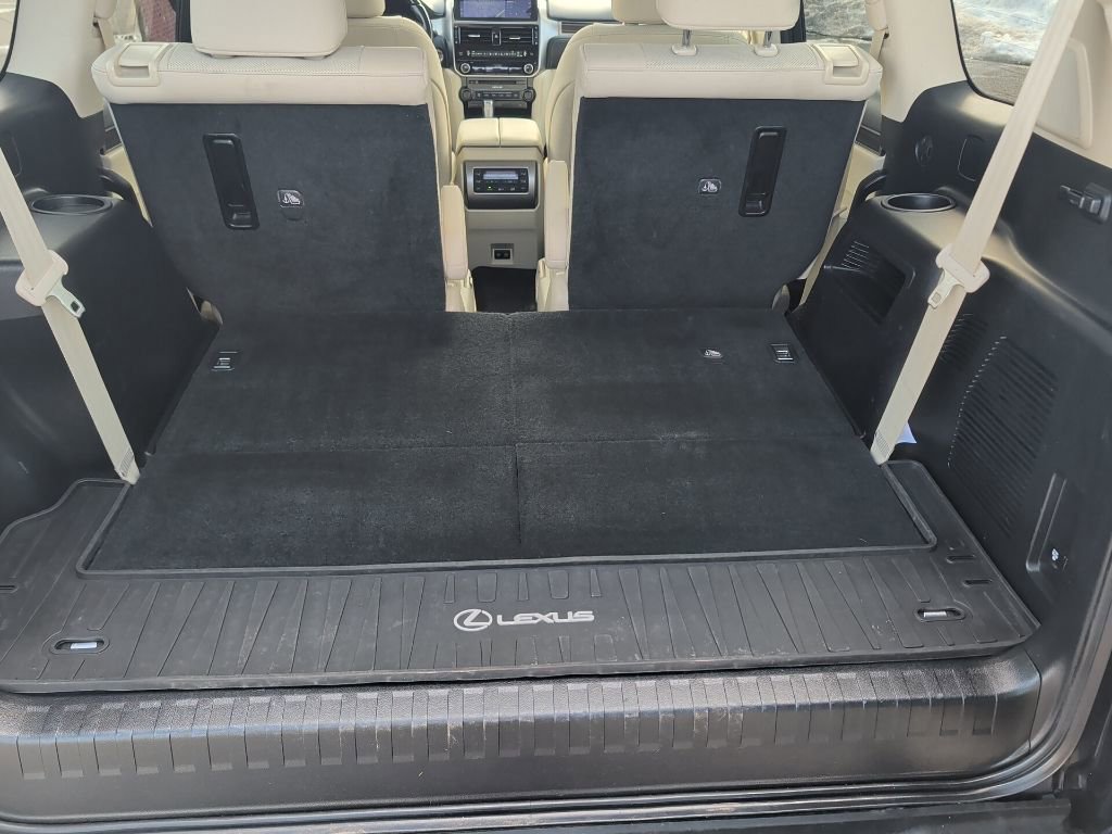 Used 2022 Lexus GX 460 Premium image 17