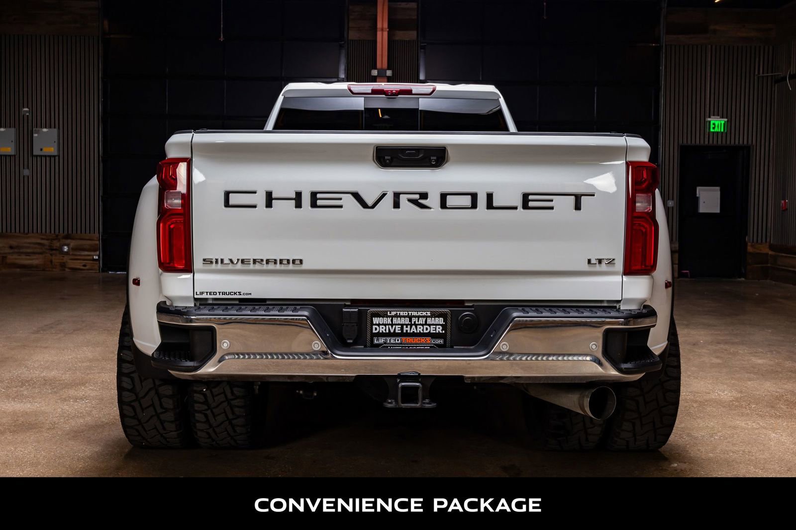 Used 2025 Chevrolet Silverado 3500 LTZ w/ LTZ Plus Package image 7