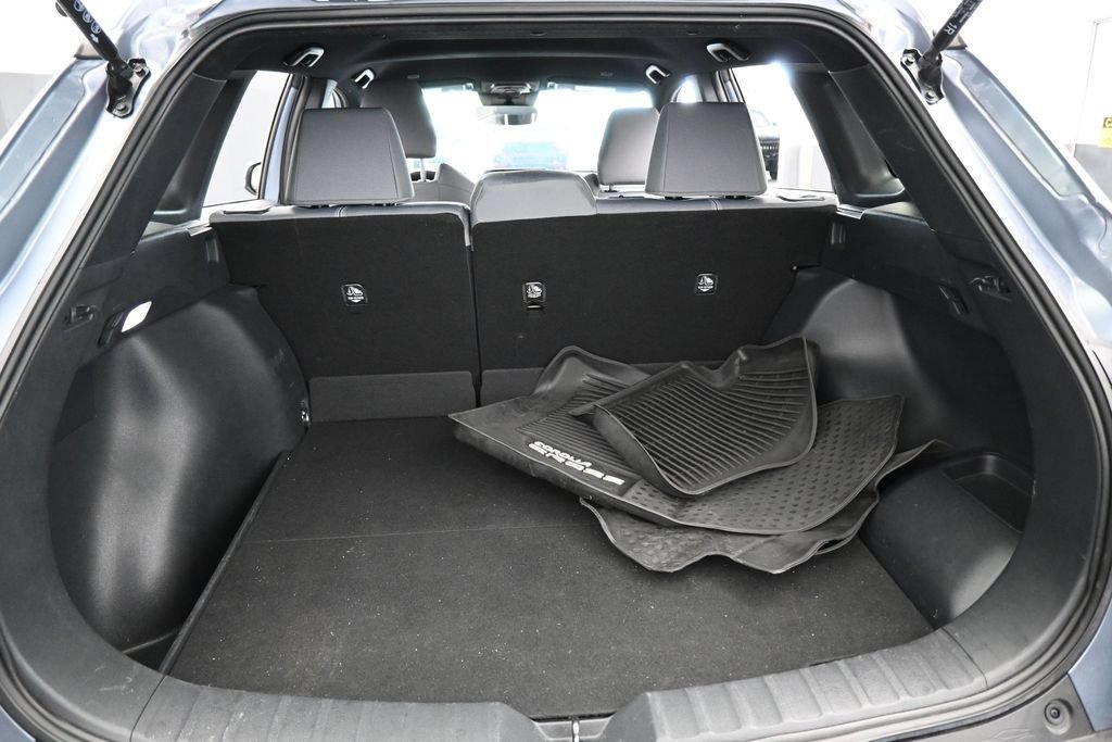 Used 2024 Toyota Corolla Cross AWD Hybrid image 33