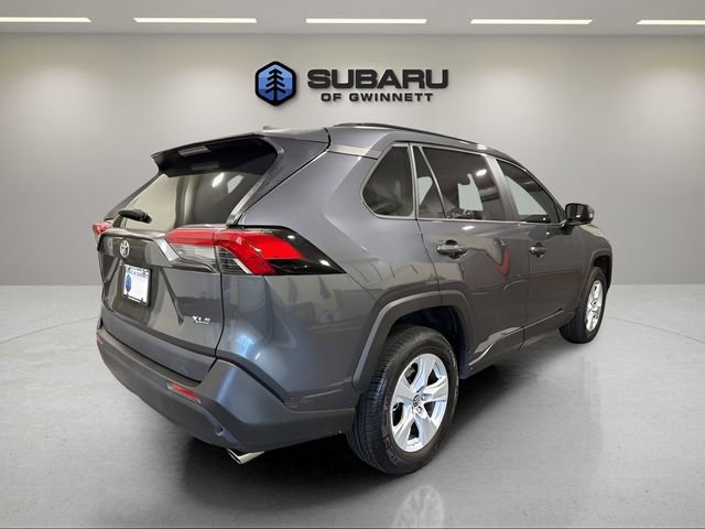 Used 2019 Toyota RAV4 XLE w/ Convenience Package image 5