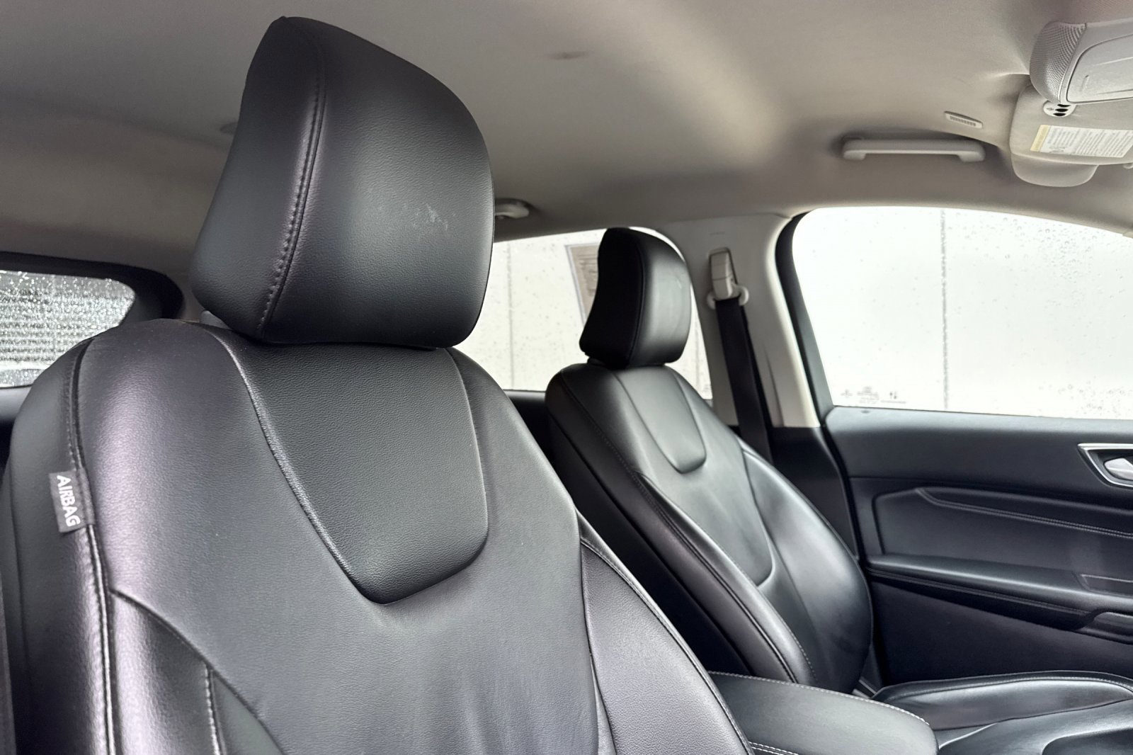 Certified 2022 Ford Edge Titanium w/ Class II Trailer Tow Package image 17