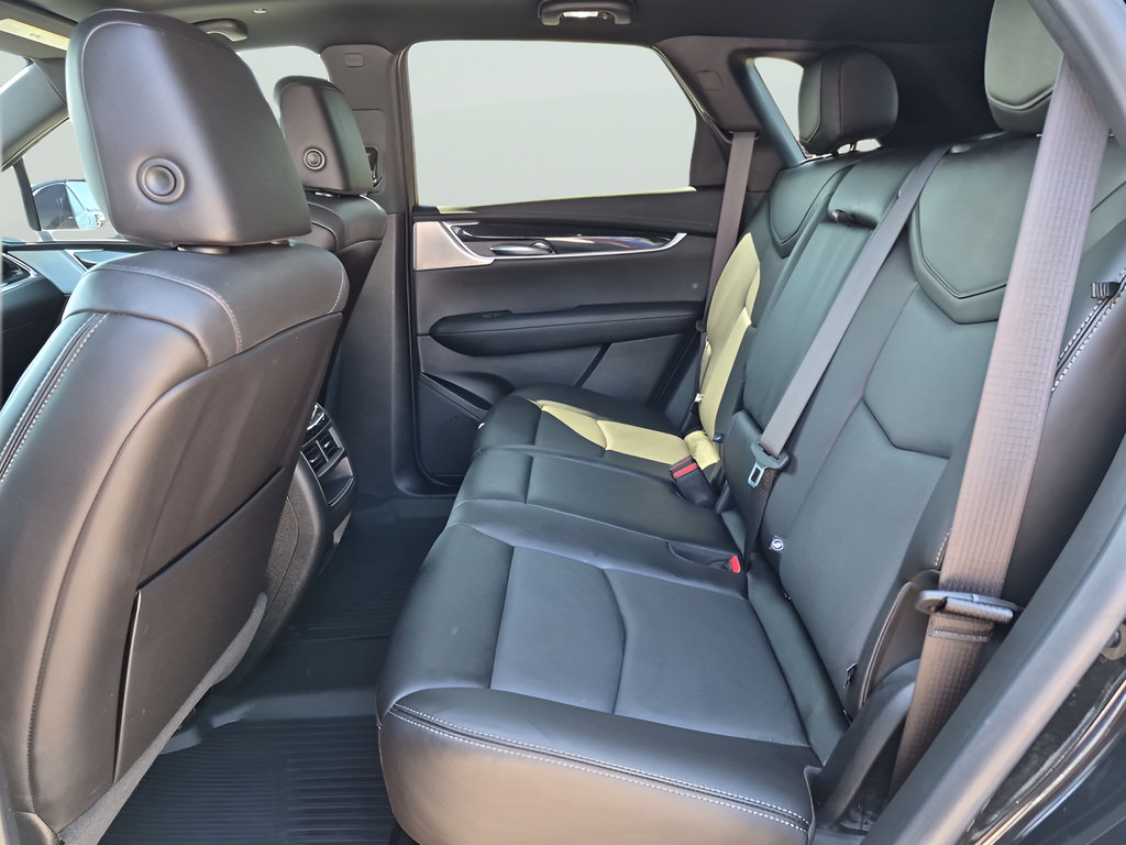 Used 2021 Cadillac XT5 Premium Luxury FWD image 42