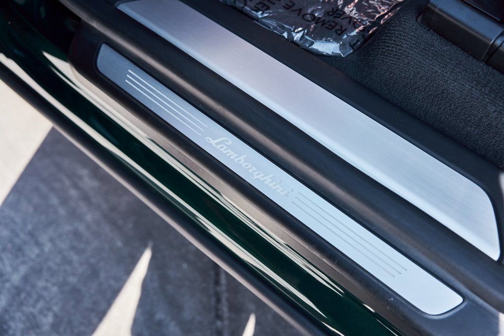 Used 2023 Lamborghini Urus S image 36