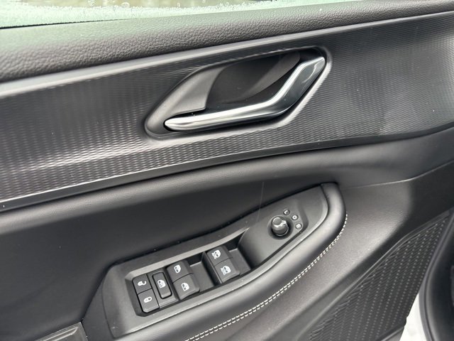 New 2025 Jeep Grand Cherokee L Altitude image 21