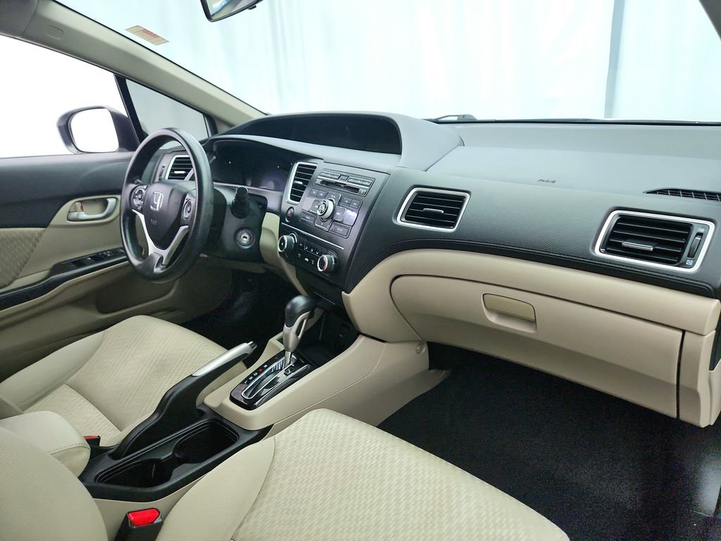 Used 2022 Audi e-tron Premium Plus image 53