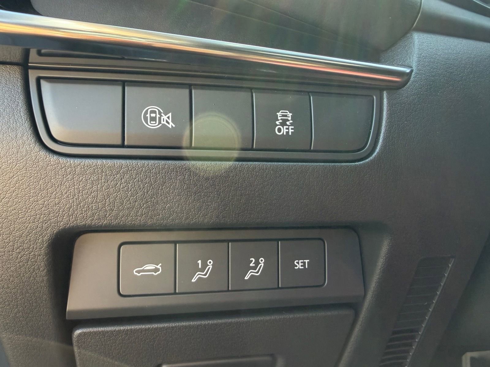 New 2026 MAZDA MAZDA3 Carbon AWD/4WD image 17