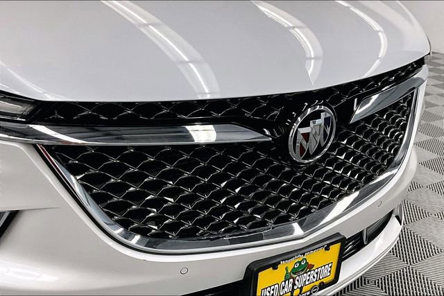 Used 2023 Buick Enclave Avenir w/ Avenir Technology Package FWD image 35