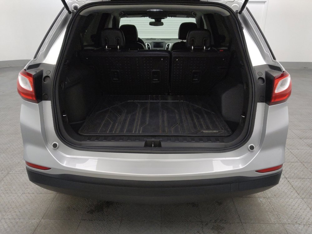 Used 2020 Chevrolet Equinox LS w/ LS Convenience Package image 29