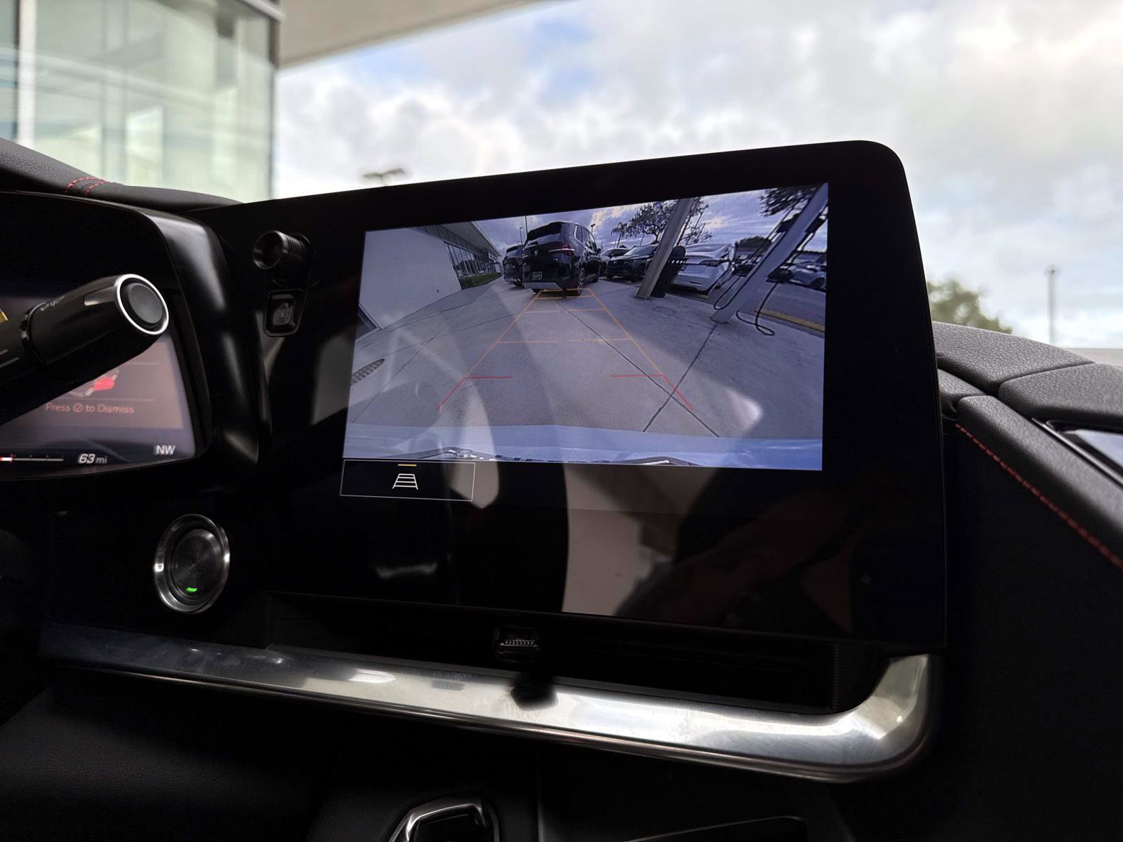 Used 2023 Chevrolet Corvette Stingray Convertible w/ Z51 Performance Package image 17