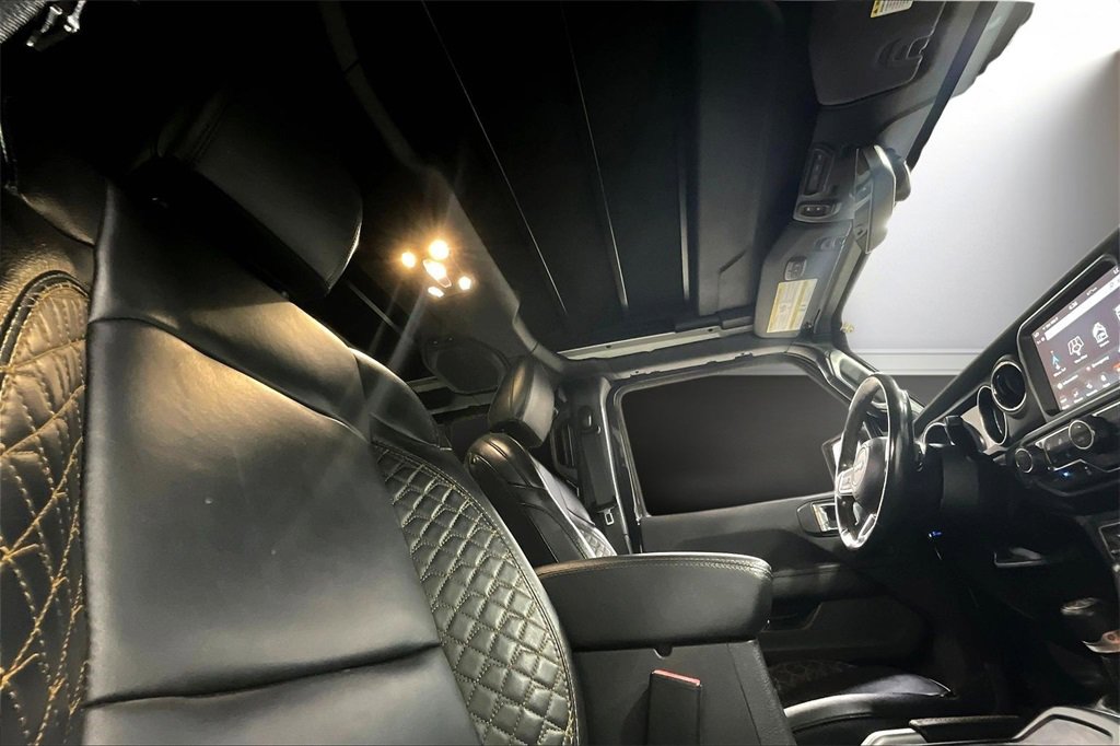 Used 2022 Jeep Wrangler Unlimited Sahara image 26