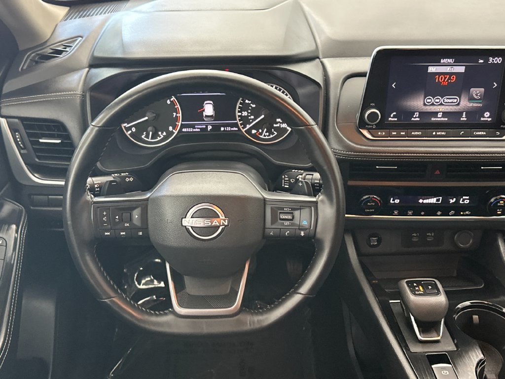 Used 2025 Nissan Rogue SV FWD image 13