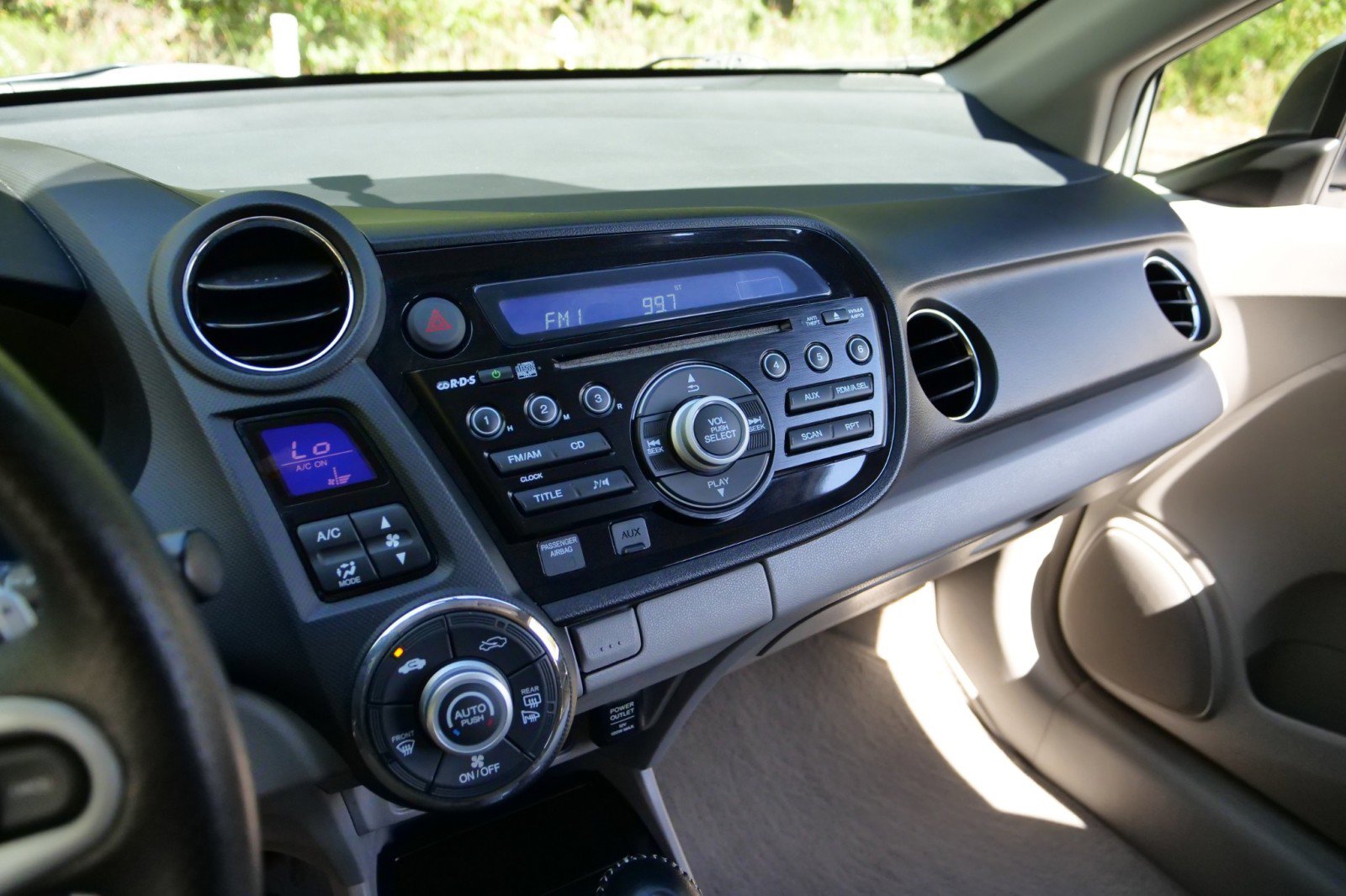 Used 2012 Honda Insight EX image 9